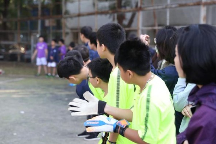Giải Bóng Đá Chào Mừng Ngày Nhà Giáo Việt Nam