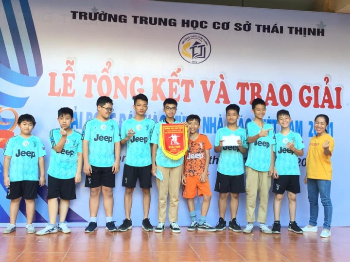 Lễ tổng kết và trao giải bóng đá chào mừng ngày Nhà giáo Việt Nam 20/11