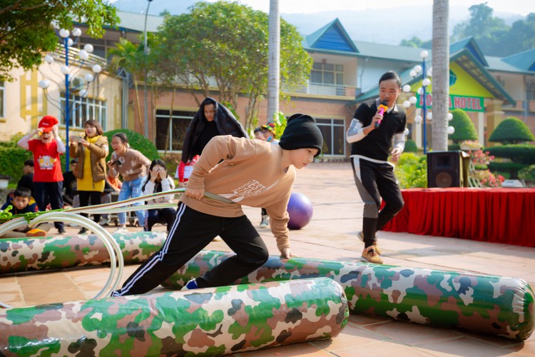 Hoạt động trải nghiệm ngoại khóa K9 - Đá Chông và Khu du lịch Ao vua