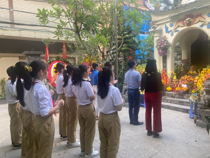 ĐỜI ĐỜI NHỚ ƠN CÁC ANH HÙNG LIỆT SĨ