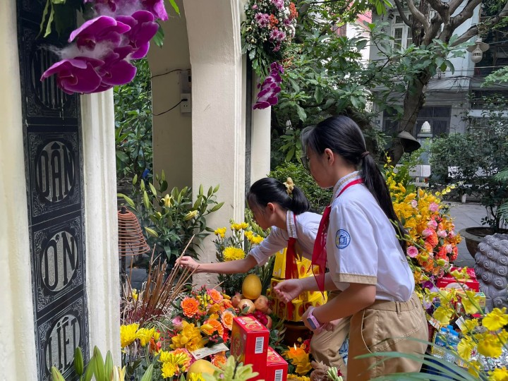 ĐỜI ĐỜI NHỚ ƠN CÁC ANH HÙNG LIỆT SĨ