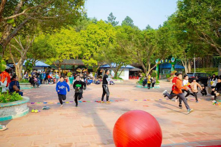Hoạt động trải nghiệm ngoại khóa K9 - Đá Chông và Khu du lịch Ao vua