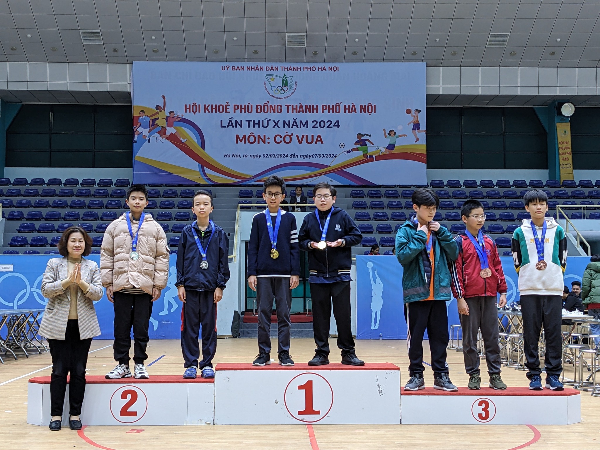 HỌC SINH TRƯỜNG THCS THÁI THỊNH ĐẠT GIẢI NHÌ MÔN CỜ VUA TẠI HKPĐ CẤP THÀNH PHỐ