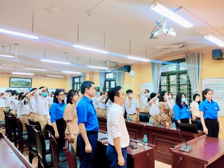 Lễ kết nạp Đoàn viên