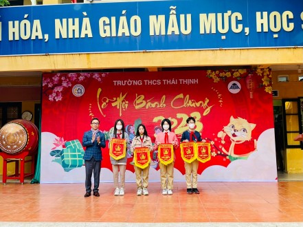 BUỔI CHÀO CỜ ĐẦU XUÂN NĂM MỚI