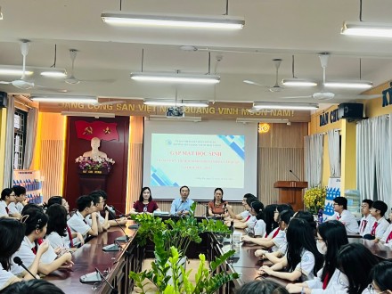 Gặp mặt đội tuyển HSG lớp 9 tham dự kì thi HSG cấp quận