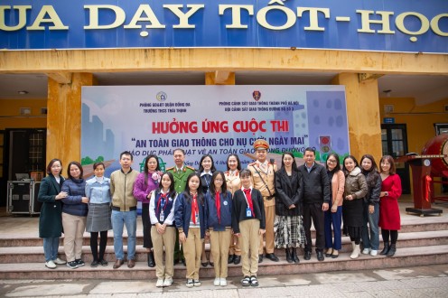 HƯỞNG ỨNG CUỘC THI ATGT CHO NỤ CƯỜI NGÀY MAI VÀ GIÁO DỤC PHÁP LUẬT VỀ ATGT ĐƯỜNG BỘ