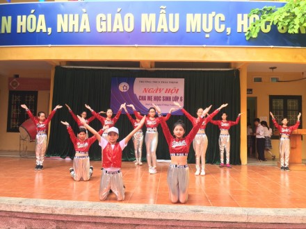 TƯNG BỪNG NGÀY HỘI CHA MẸ HỌC SINH KHỐI 6