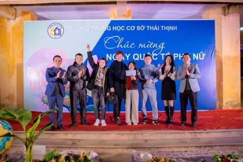Rộn ràng không khí chào mừng 114 năm ngày Quốc tế Phụ nữ 8/3
