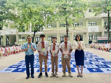 CUỘC THI RUNG CHUÔNG VÀNG CHÀO MỪNG KỶ NIỆM 70 NĂM CHIẾN THẮNG ĐIỆN BIÊN PHỦ