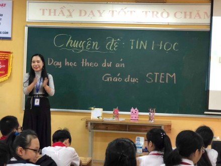 Chuyên đề vật lý và tin học cấp trường