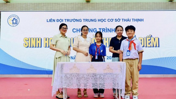 TRƯỜNG THCS THÁI THỊNH TỔ CHỨC SINH HOẠT DƯỚI CỜ THEO CHỦ ĐIỂM THÁNG 9 – KÝ CAM KẾT GIỮA HỌC SINH - GIA ĐÌNH - NHÀ TRƯỜNG
