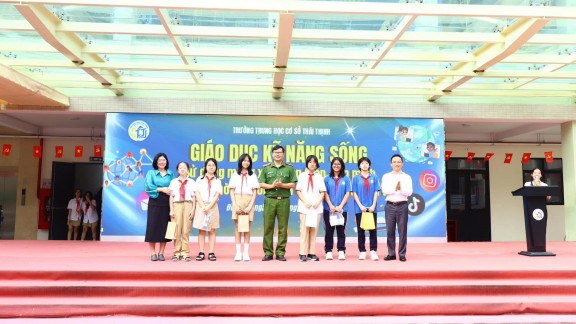 CHƯƠNG TRÌNH TUYÊN TRUYỀN - GIÁO DỤC PHÁP LUẬT CHO HỌC SINH