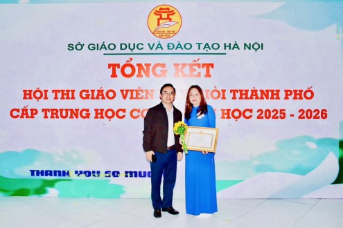 CHÚC MỪNG CÔ GIÁO BÙI NGỌC HÀ – NIỀM TỰ HÀO CỦA TRƯỜNG THCS THÁI THỊNH