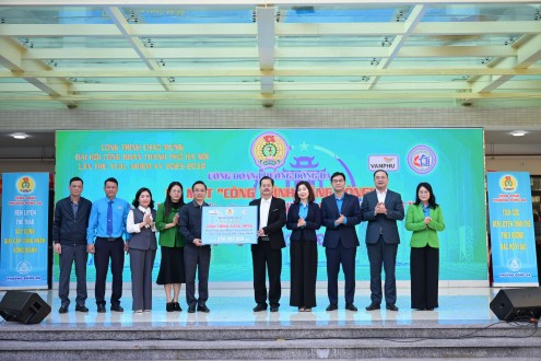 LỄ RA MẮT “CÔNG TRÌNH NĂNG ĐỘNG - ĐIỂM SINH HOẠT ĐOÀN VIÊN CÔNG ĐOÀN VÀ HỌC SINH TRƯỜNG THCS THÁI THỊNH