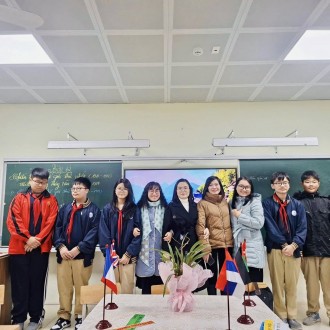 CHÚC MỪNG TIẾT CHUYÊN ĐỀ MÔN LỊCH SỬ & ĐỊA LÝ CẤP TRƯỜNG THÀNH CÔNG RỰC RỠ