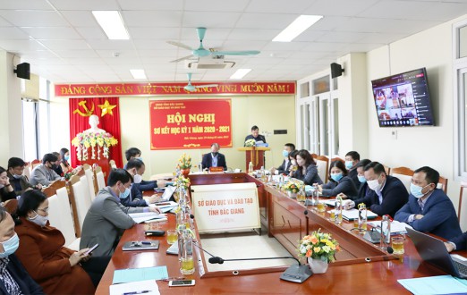 Bắc Giang: Ngành Giáo dục sơ kết học kỳ 1 bằng hình thức trực tuyến