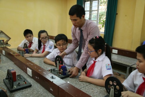 Trường THCS Thái Thịnh đạt thành tích xuất sắc trong hội thi giáo viên dạy giỏi cấp quận