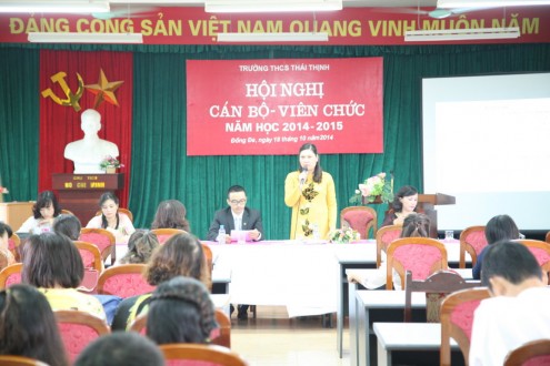Hội nghị cán bộ - viên chức trường THCS Thái Thịnh năm học 2014 - 2015