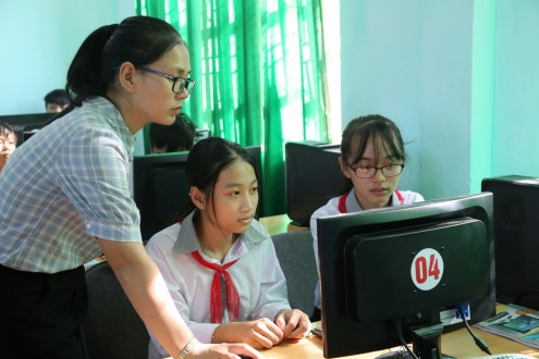 Ngành GD Quảng Bình vượt khó khăn lũ lụt, nâng cao chất lượng dạy học