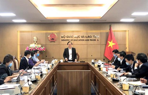 Đặt thời gian còn lại của năm học trong trạng thái sẵn sàng ứng phó với dịch