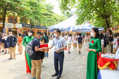 Buổi tựu trường đặc biệt