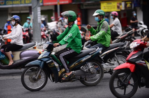 Hà Nội cấm shipper công nghệ giao hàng và chở khách, Grab phản ứng